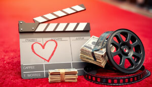 Madelyn Cline: Beziehung, Nettovermögen, Filme und mehr